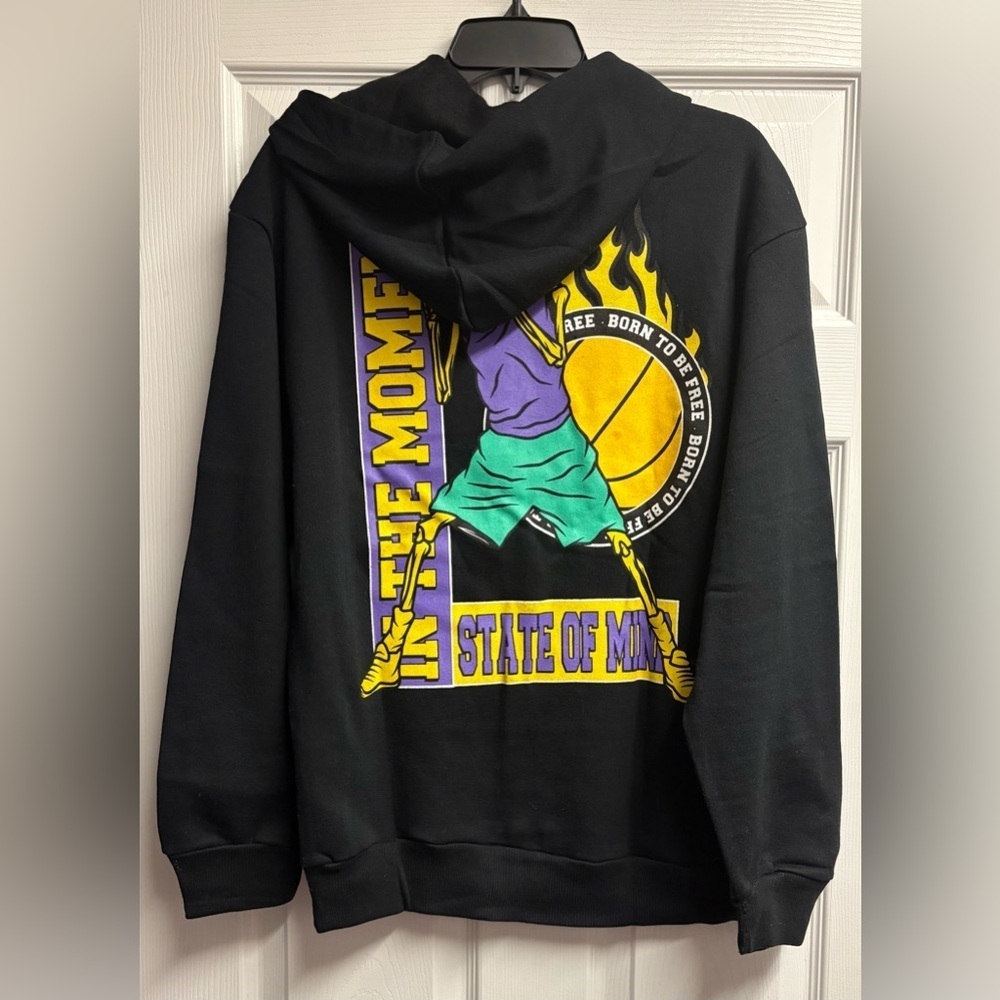 NWT Chemistry “Born To Be Free” Basketball Graphic Hoodie Sweatshirt Size Large - Picture 5 of 6